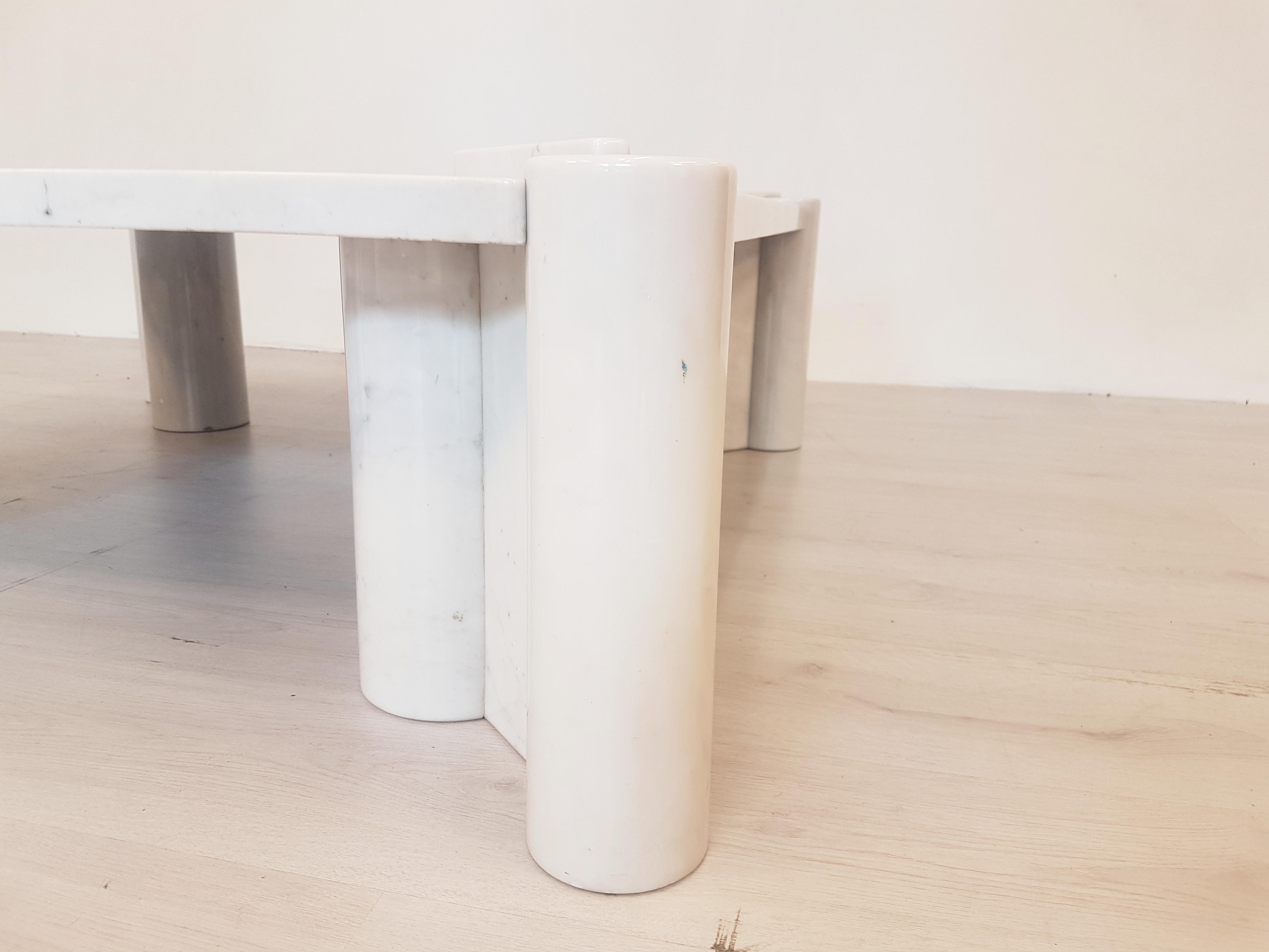 Gae Aulenti Marble Jumbo Coffee Table For Knoll International Gae Aulenti Jumbo