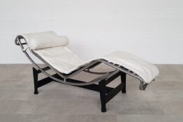 Cassina LC4 Cassina LC4