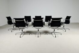 Eames EA 108 office chair Eames EA 108 office chair