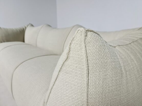 Le Bambole sofa, Mario Bellini