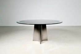Luigi Saccardo Ufo dining table Arrmet Luigi Saccardo Ufo dining table Arrmet