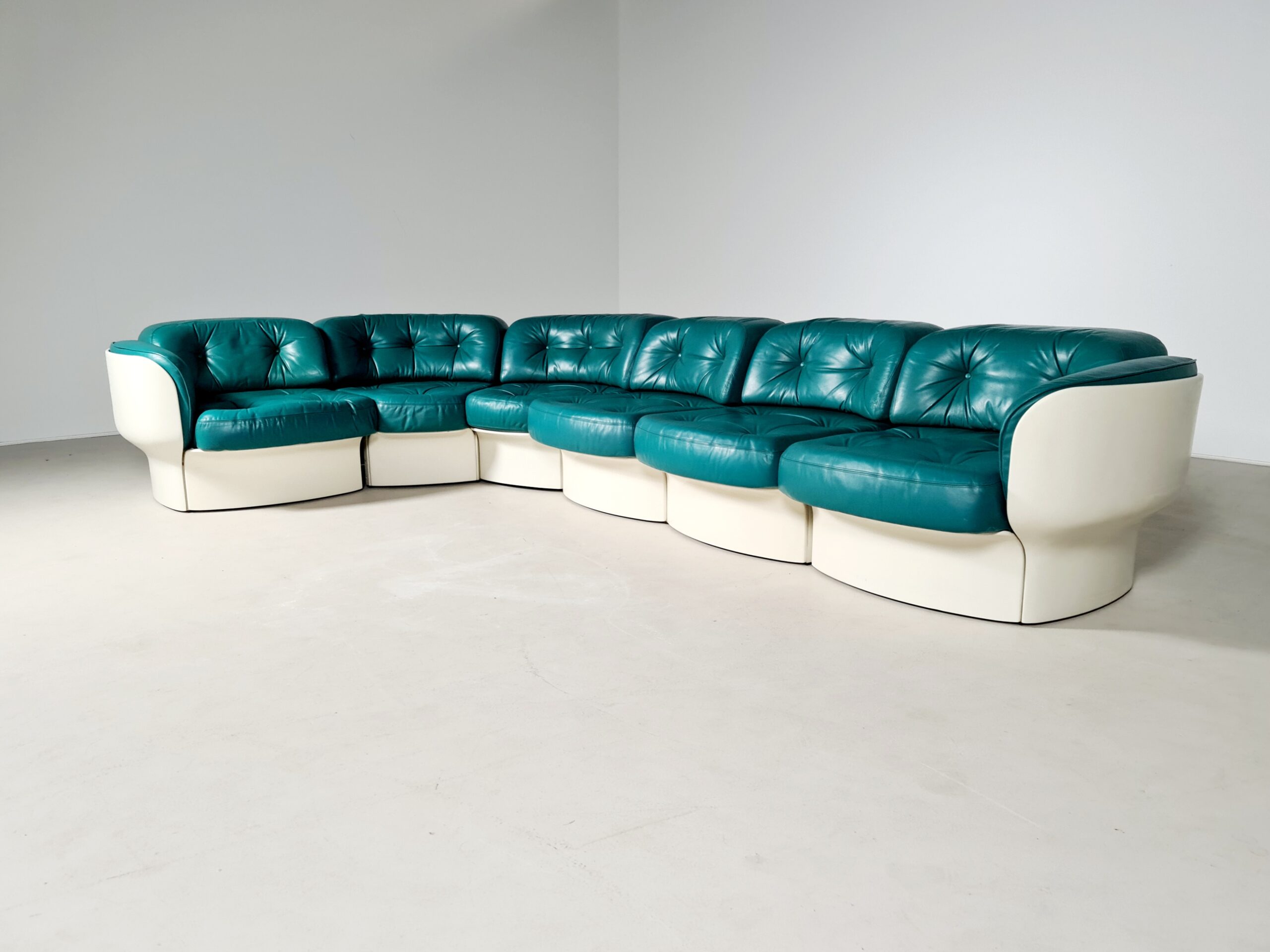 peter ghyczy, herman miller