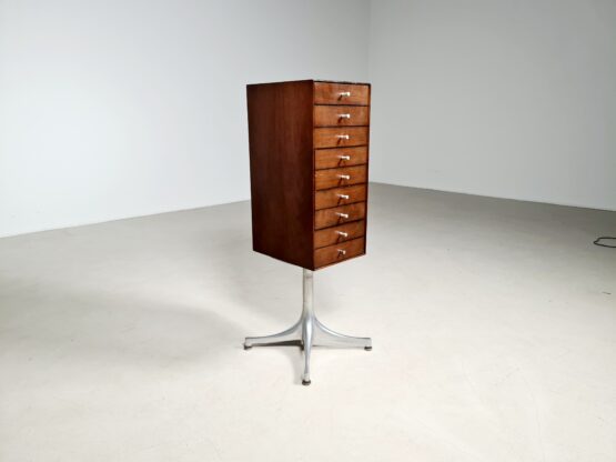 George Nelson cabinet, Herman miller