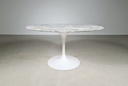 Eero Saarinen Tulip table, Knoll Eero Saarinen Tulip table, Knoll