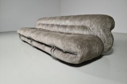 Soriana sofa Afra & tobia scarpa