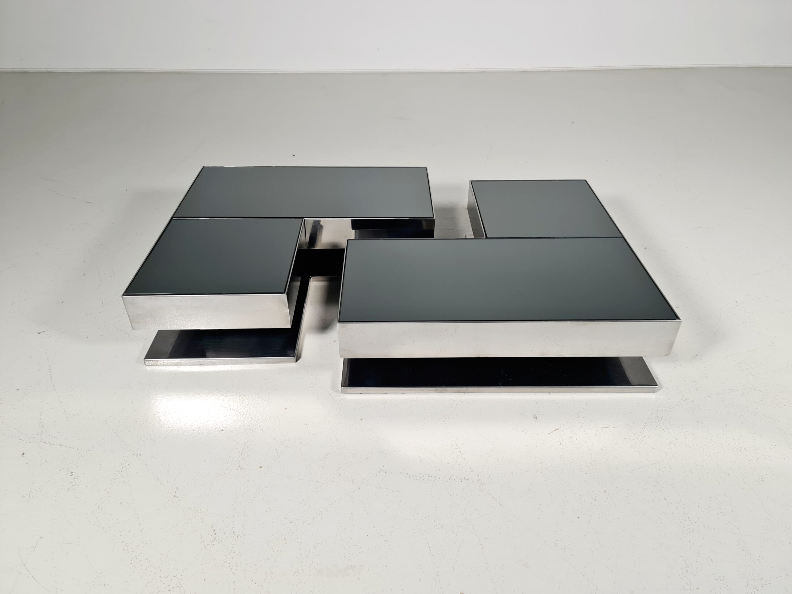 Ausenda coffee table