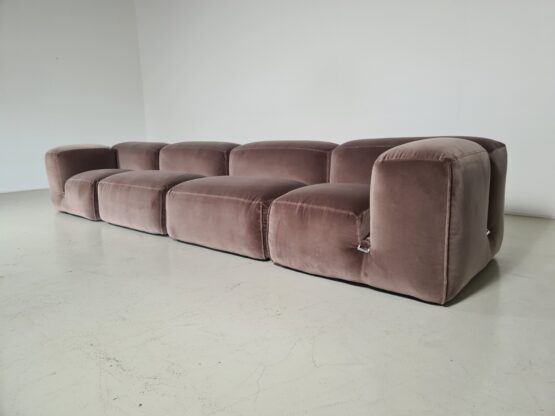 Le Mura sofa, Mario Bellni, Cassina