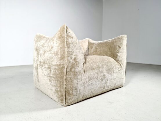 Le Bambole chair, Mario Bellini