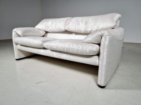 Maralunga 2-seater sofa by Vico Magistretti for Cassina, 1970s - Image 4