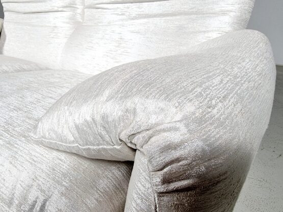 Maralunga 2-seater sofa by Vico Magistretti for Cassina, 1970s - Image 8