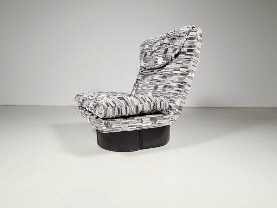Titina Ammannati and Vitelli Giampiero for Comfort, fabric, fiberglass, Italy, 1970s - Image 2