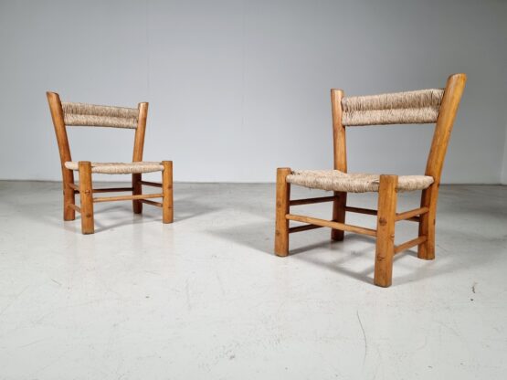 French Rustic Pair of Chairs in Elm Wood and Straw