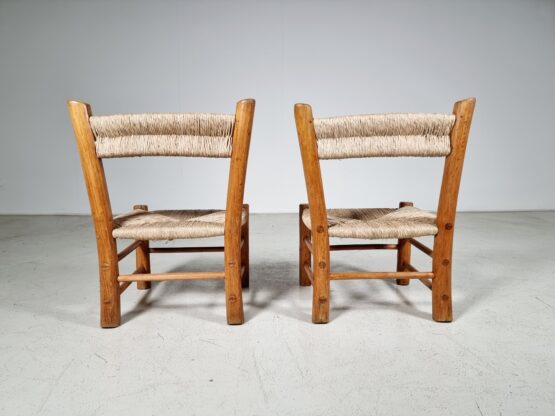 French Rustic Pair of Chairs in Elm Wood and Straw