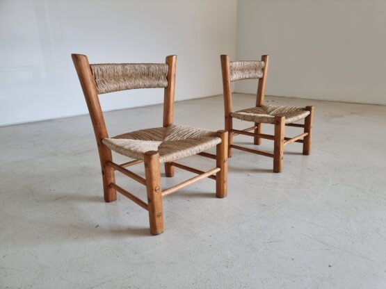 French Rustic Pair of Chairs in Elm Wood and Straw