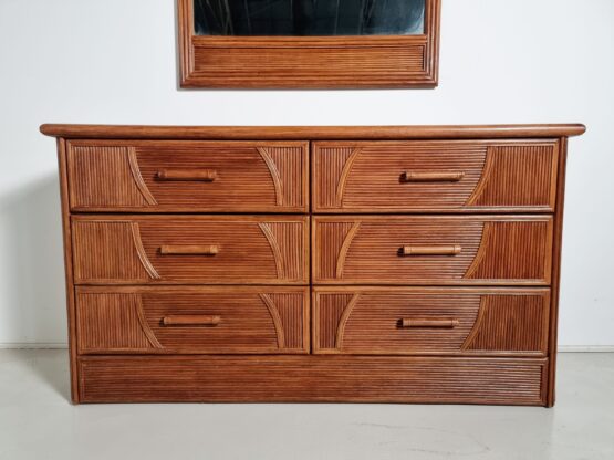 Solid walnut dresser with matching mirror from Italy, 1970s - Image 4