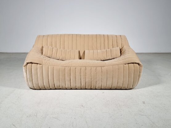 Sandra 2-seater beige sofa by Annie Hiéronimus for Cinna Ligne Roset, 1970s