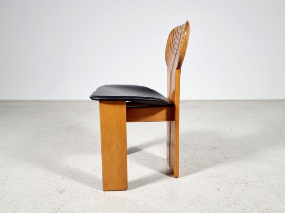Africa chair by Afra & Tobia Scarpa for Maxalto, 1970s - Image 4