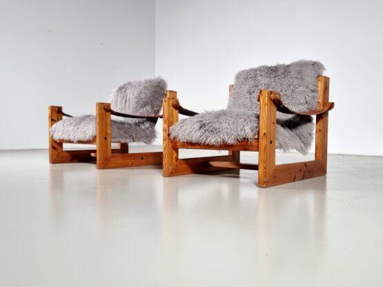 Solid pine sling chairs