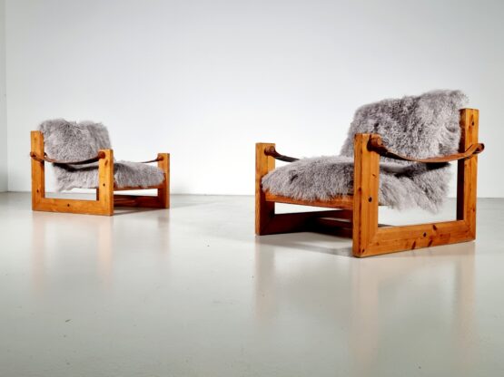 Solid pine sling chairs