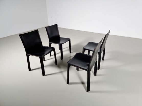 Cassina CAB 412