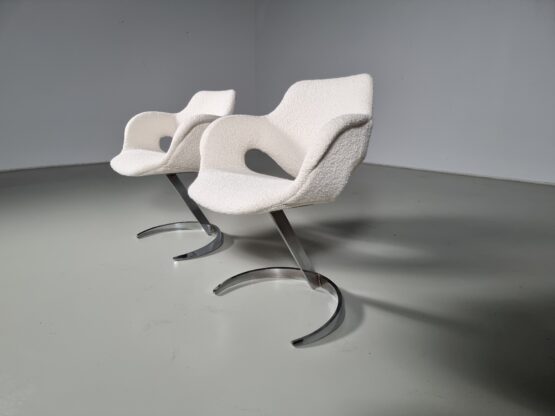 scimitar chair Boris Tabacoff