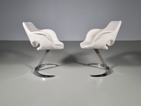 scimitar chair Boris Tabacoff