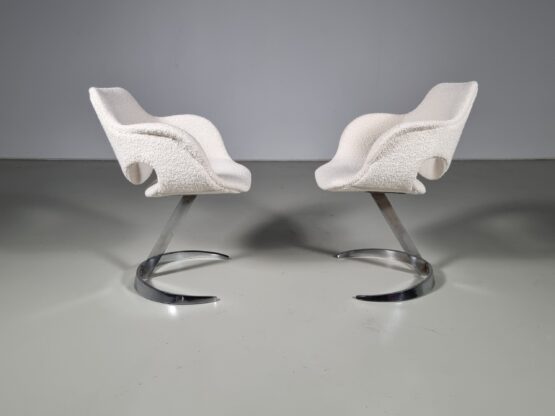 scimitar chair Boris Tabacoff