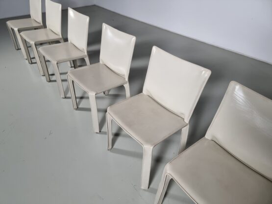 Cassina CAB 412
