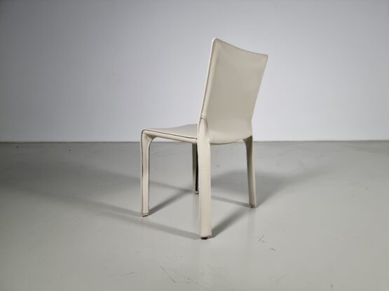 Cassina CAB 412