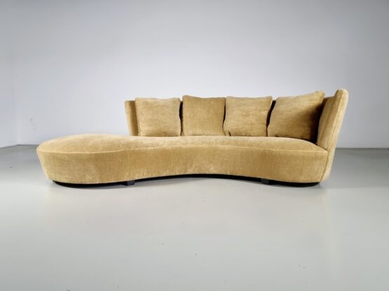 Vladimir Kagan Crescent sofa