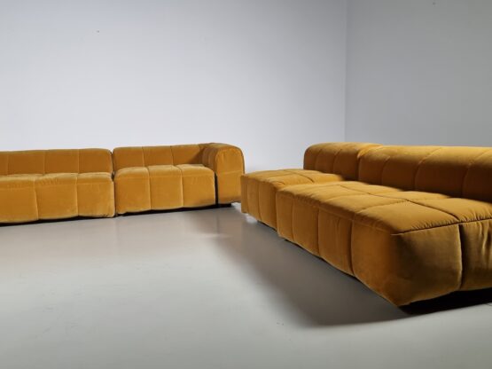 Strips sofa Cini Boeri, Arflex