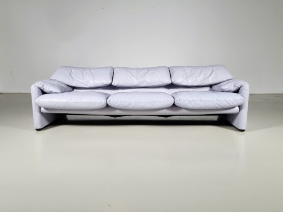 Maralunga sofa, cassina