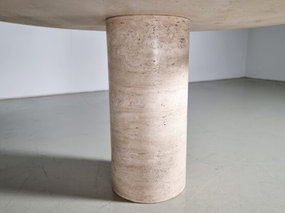Travertine dining table in the manner of Angelo Mangiarotti for Up&Up, 1970s - Image 4