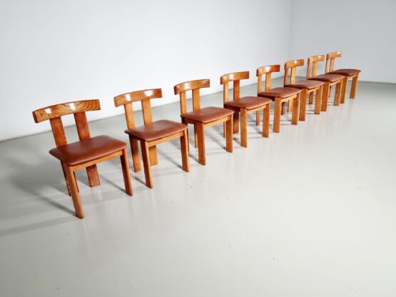Set of 8 Luigi Vaghi dining chairs in ash wood and cognac leather, Italy, 1960