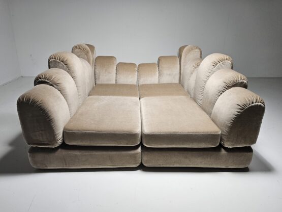 Dromadaire sectional sofa in beige mohair velvet by Hans Hopfer for Roche Bobois, 1970's - Image 2
