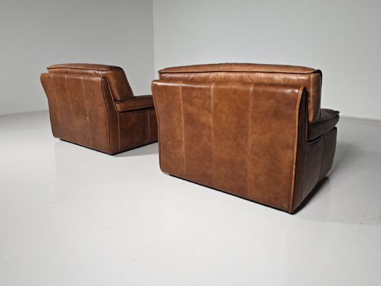 Pair of Huge Italian Lounge Chairs in Cognac Buffalo Leather, 1970s - Image 5