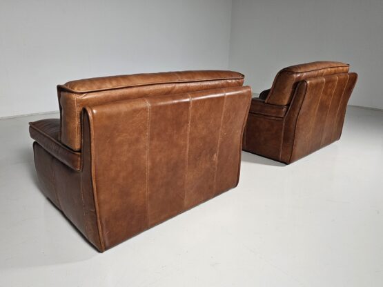 Pair of Huge Italian Lounge Chairs in Cognac Buffalo Leather, 1970s - Image 6