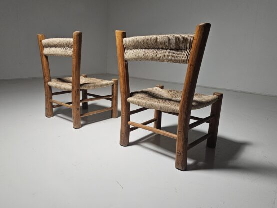 French Rustic Pair of Low Chairs in Elm Wood and Straw, 1960s - Image 3