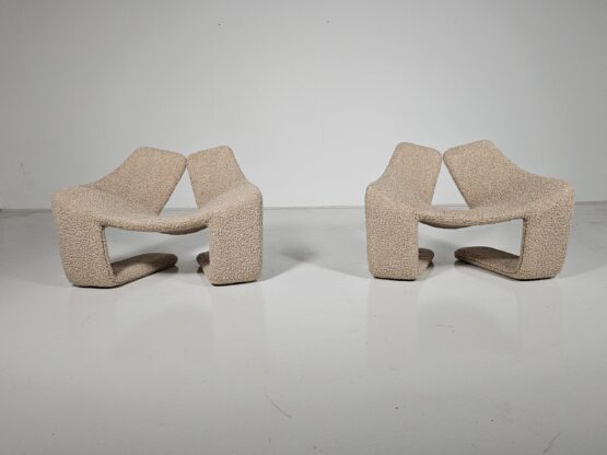 "Zen" lounge chairs in sand color teddy fabric by Kwok Hoi Chan, Steiner, 1970 - Image 5