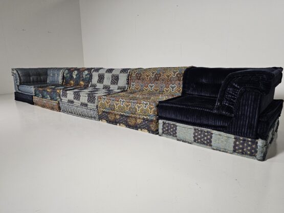 Mah Jong 10 piece sectional sofa in Kenzo Takada fabric, Roche Bobois, France - Image 4