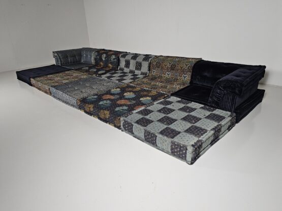 Mah Jong 10 piece sectional sofa in Kenzo Takada fabric, Roche Bobois, France - Image 8
