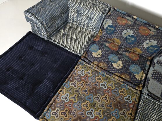 Mah Jong 10 piece sectional sofa in Kenzo Takada fabric, Roche Bobois, France - Image 13