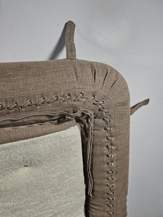 Anfibio sofa, Alessandro Becchi, Giovanetti