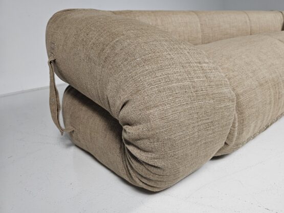 Anfibio Sofa by Alessandro Becchi for Giovanetti in beige linen fabric, 1970s - Image 11