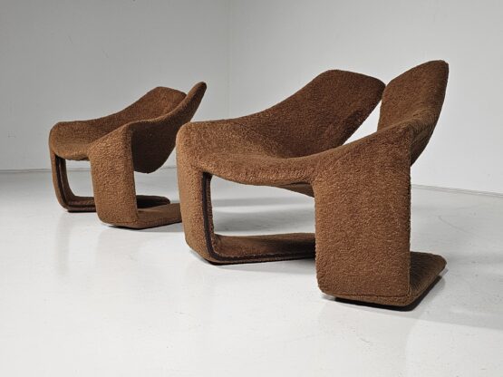 Pair of Zen lounge chairs in brown teddy fabric by Kwok Hoi Chan for Steiner, 1970s