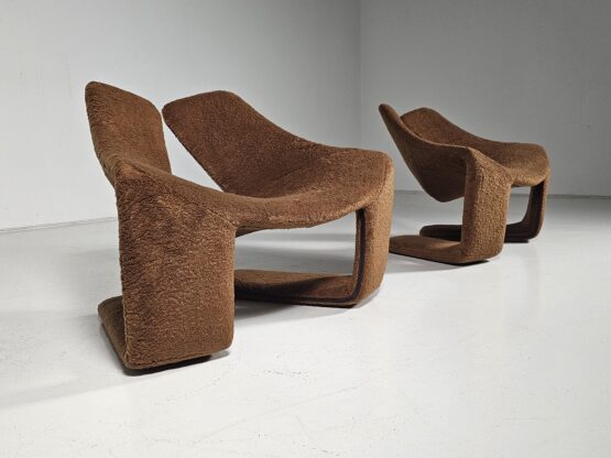 Zen Chair, Kwok Hoi Chan, Steiner