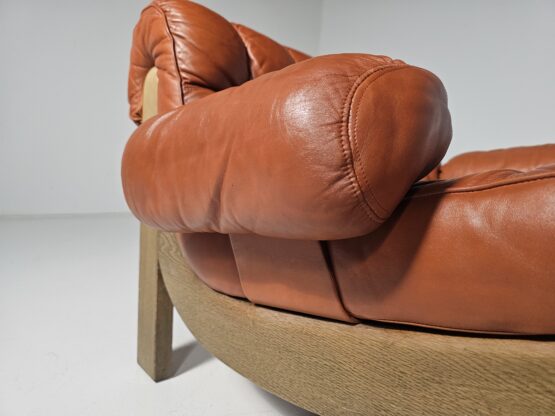 Pair of vintage cognac leather and solid oak lounge chairs, Germany, 1970s - Image 10