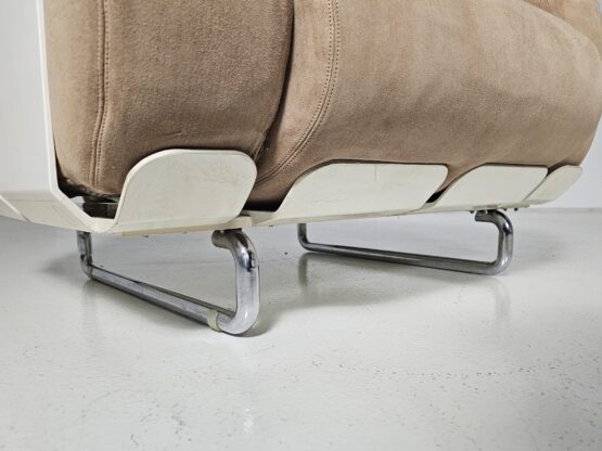 Zanotta Senzafine chairs
