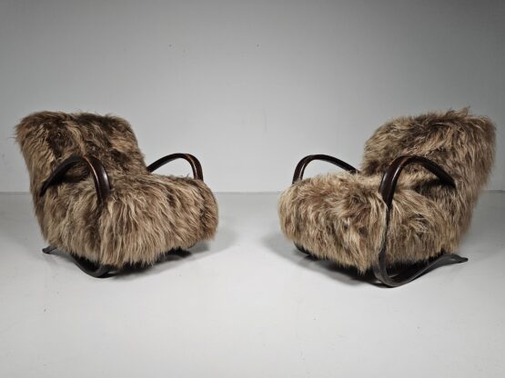 Jindrich Halabala H269 lounge chairs,
