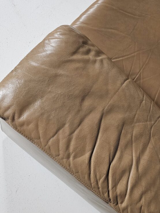Jeep sofa by Durlet